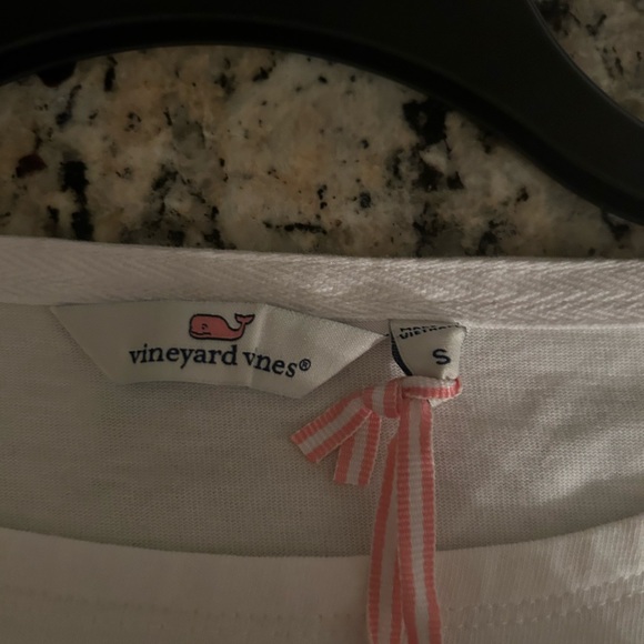 Vineyard vines women’s shirt - Picture 3 of 4